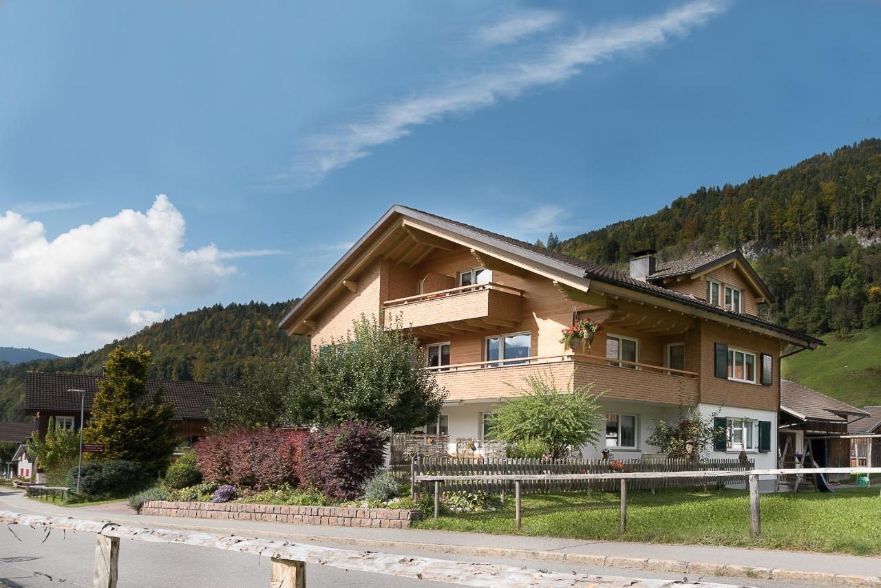 Gaestehaus Graf Lägenhet Bezau Exteriör bild