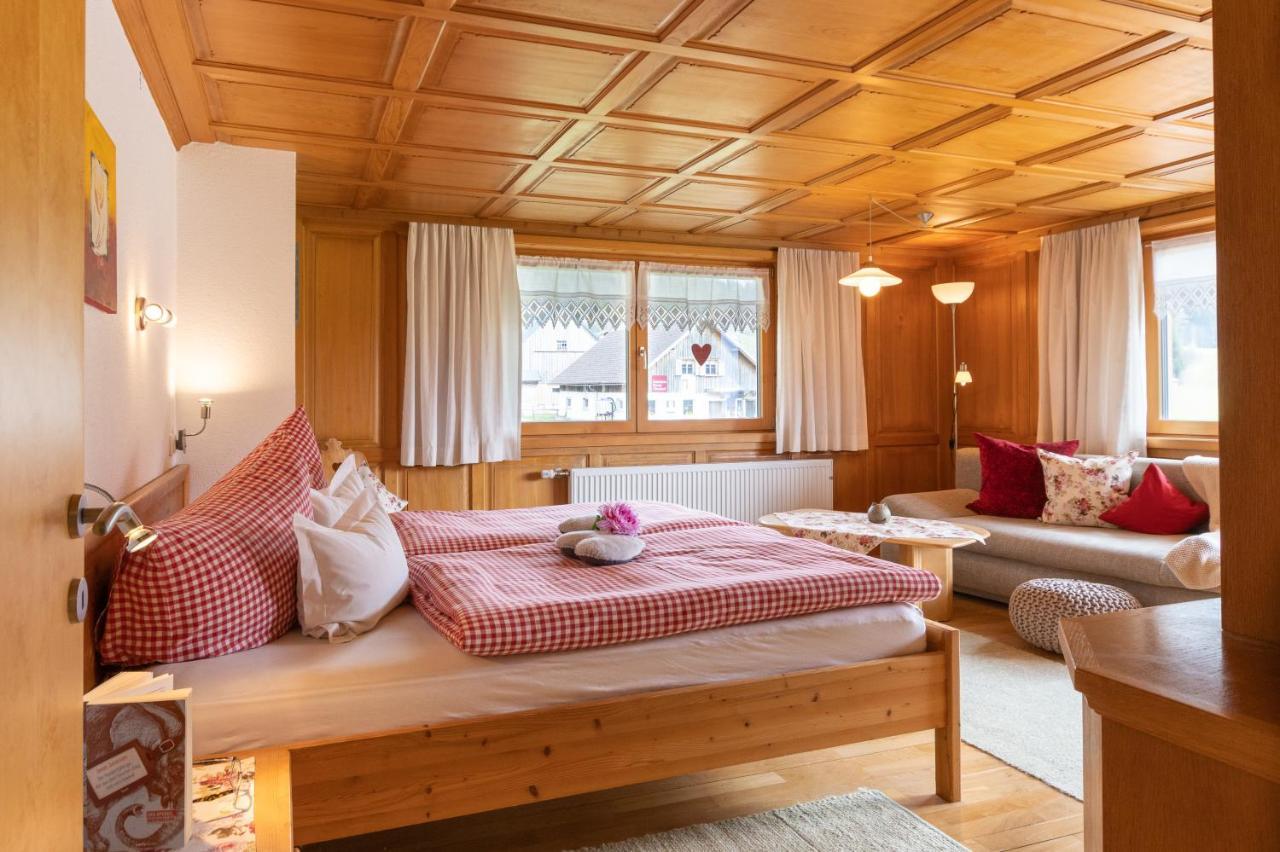 Gaestehaus Graf Bezau Exteriör bild