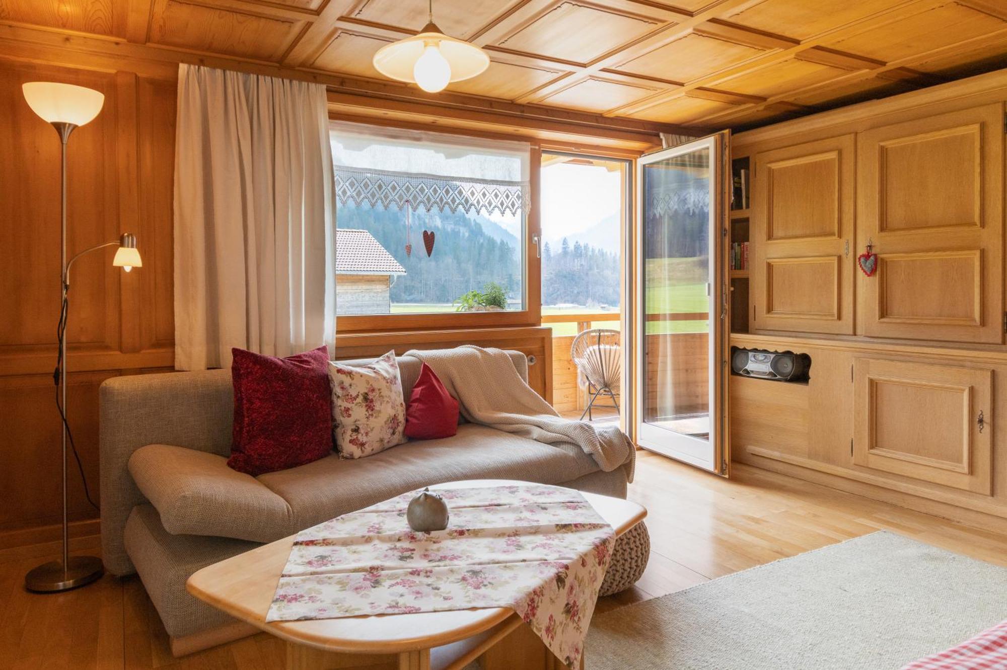 Gaestehaus Graf Bezau Rum bild